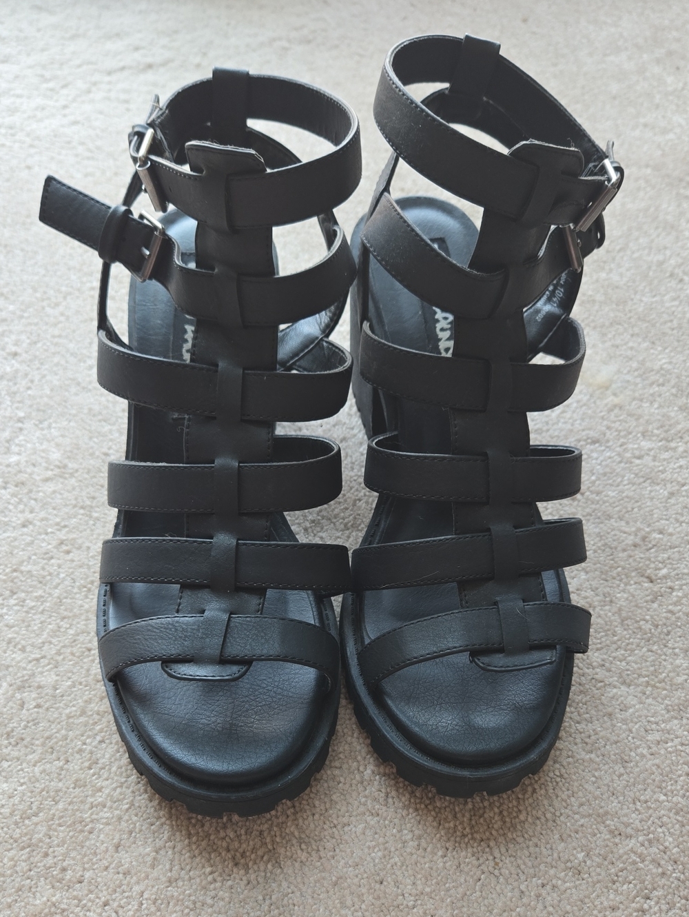 Dirty Laundry Gladiator Block Heel Sandals Size 10